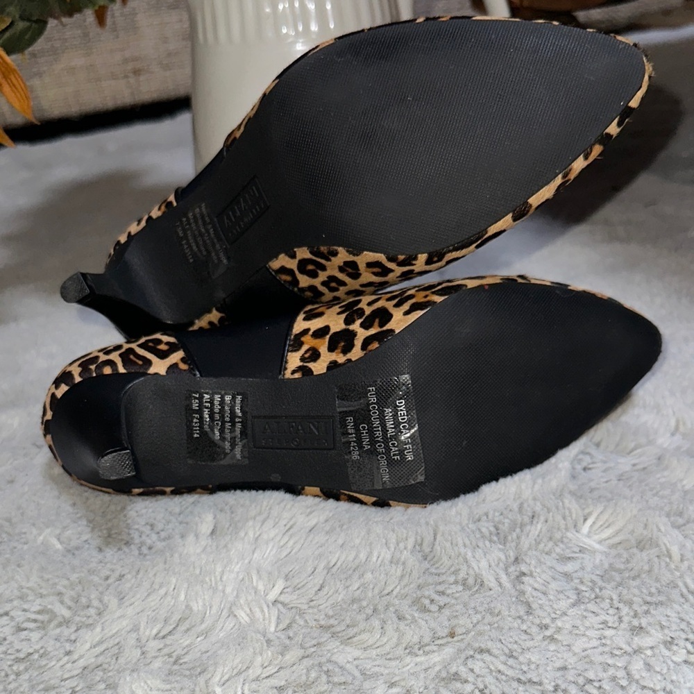 Alfani Hazzel Women’s Leopard, Ankle Bootie Calf Hair Size 7.5 - Picture 6 of 7